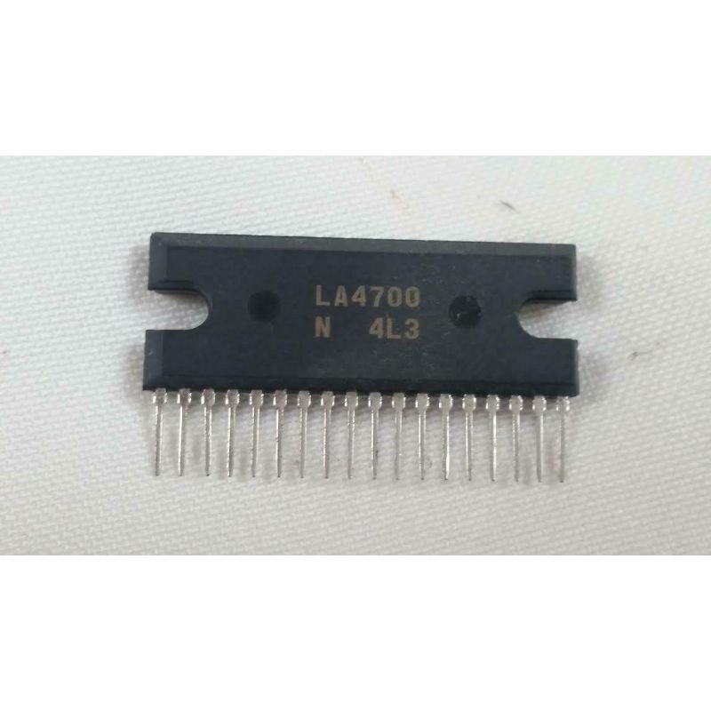 LA4700N  2-Channel 12W AF Power Amplifier for Car Stereos INTEGRATED CIRCUIT x2