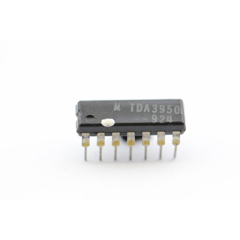 Integrated Circuit  TDA3950B  TDA3950 B  (LOT OF 5)