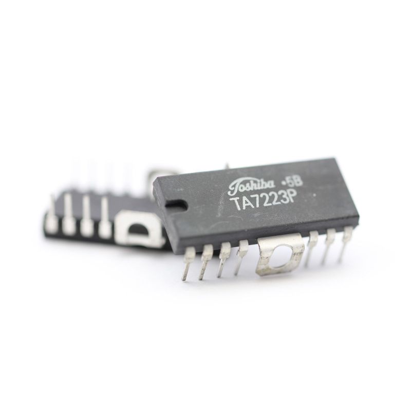 TA7223P TOSHIBA INTEGRATED CIRCUIT  TA7223P  (LOT OF 5)