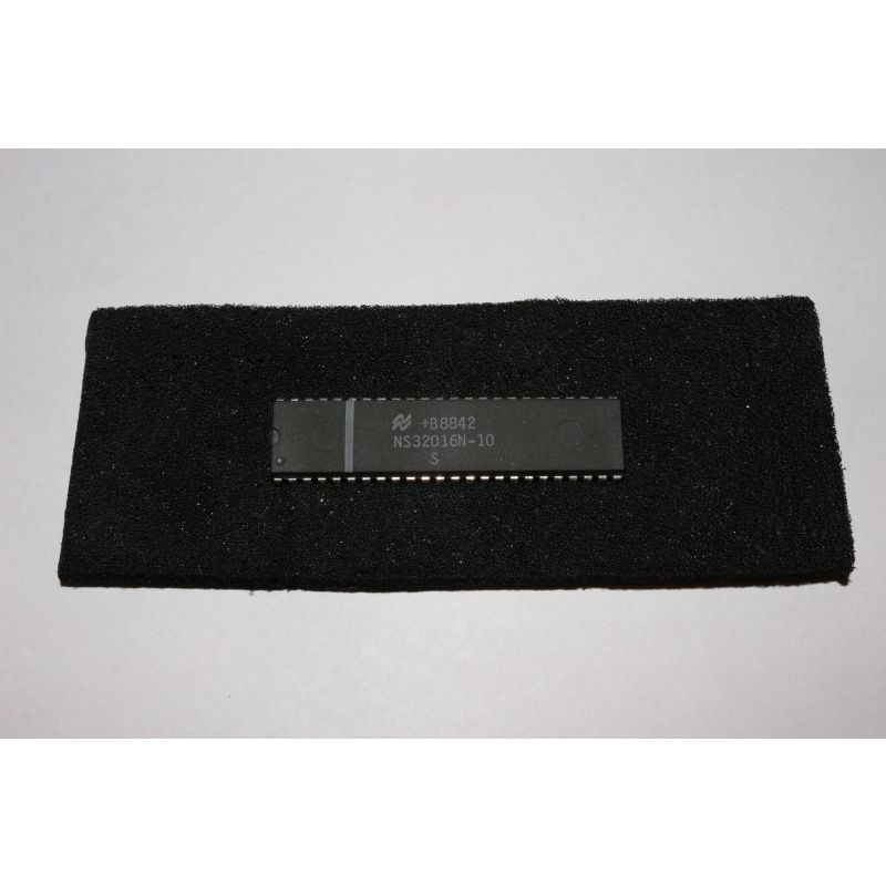 NS32016N10 INTEGRATED CIRCUIT DIP-48