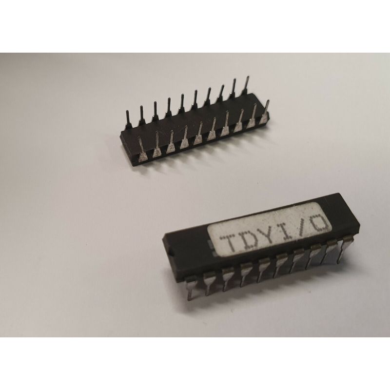 TDYI/O INTEGRATED CIRCUIT DIP *RARE