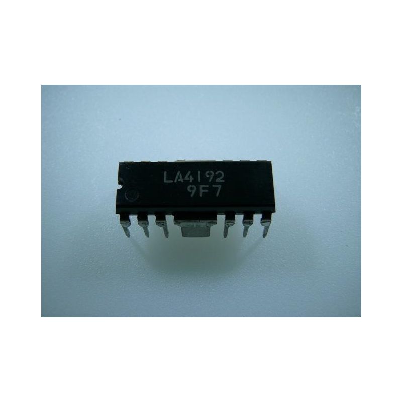 LA4192 SANYO  INTEGRATED CIRCUIT DIP